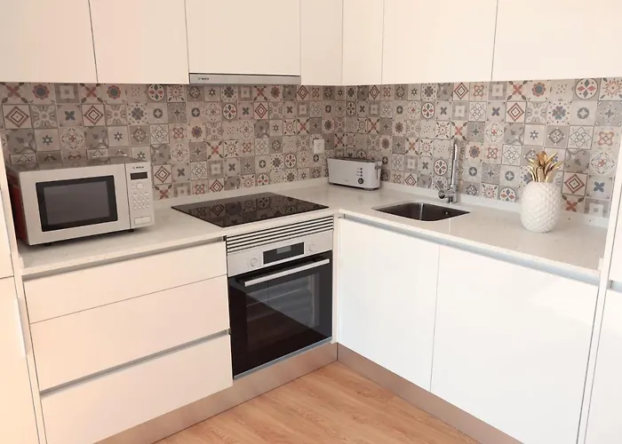 Glass Boutique - & Bed & Breakfast Marinha Grande