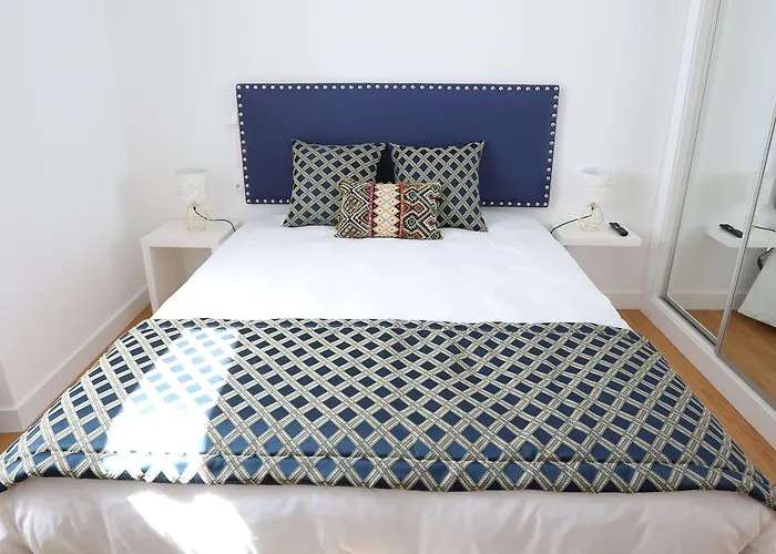 Glass Boutique - & Bed & Breakfast Marinha Grande