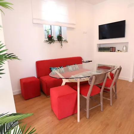 Bed and breakfast Glass Boutique - & 4*