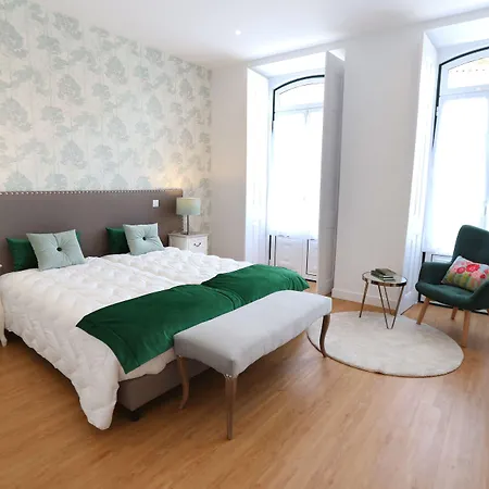 Glass Boutique - & Bed and breakfast Marinha Grande
