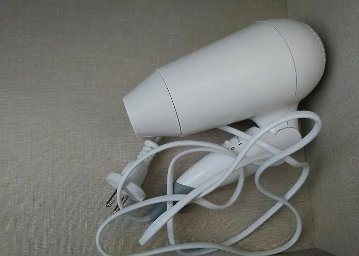 Glass Boutique - & 4*