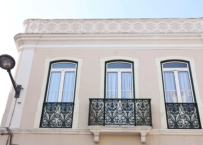 Glass Boutique - & Marinha Grande